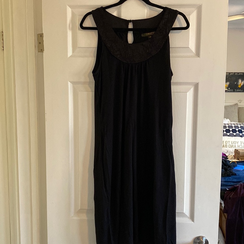 Great soft jersey dress by designer Kische.  Made in Turkey.  Size M.